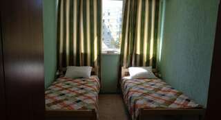 Гостиница Новый Хостел Сочи Сочи Односпальная кровать в общем номере для женщин (4 взрослых)-3