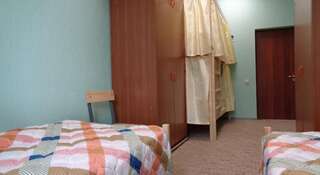 Гостиница Новый Хостел Сочи Сочи Односпальная кровать в общем номере для мужчин (4 взрослых)-4